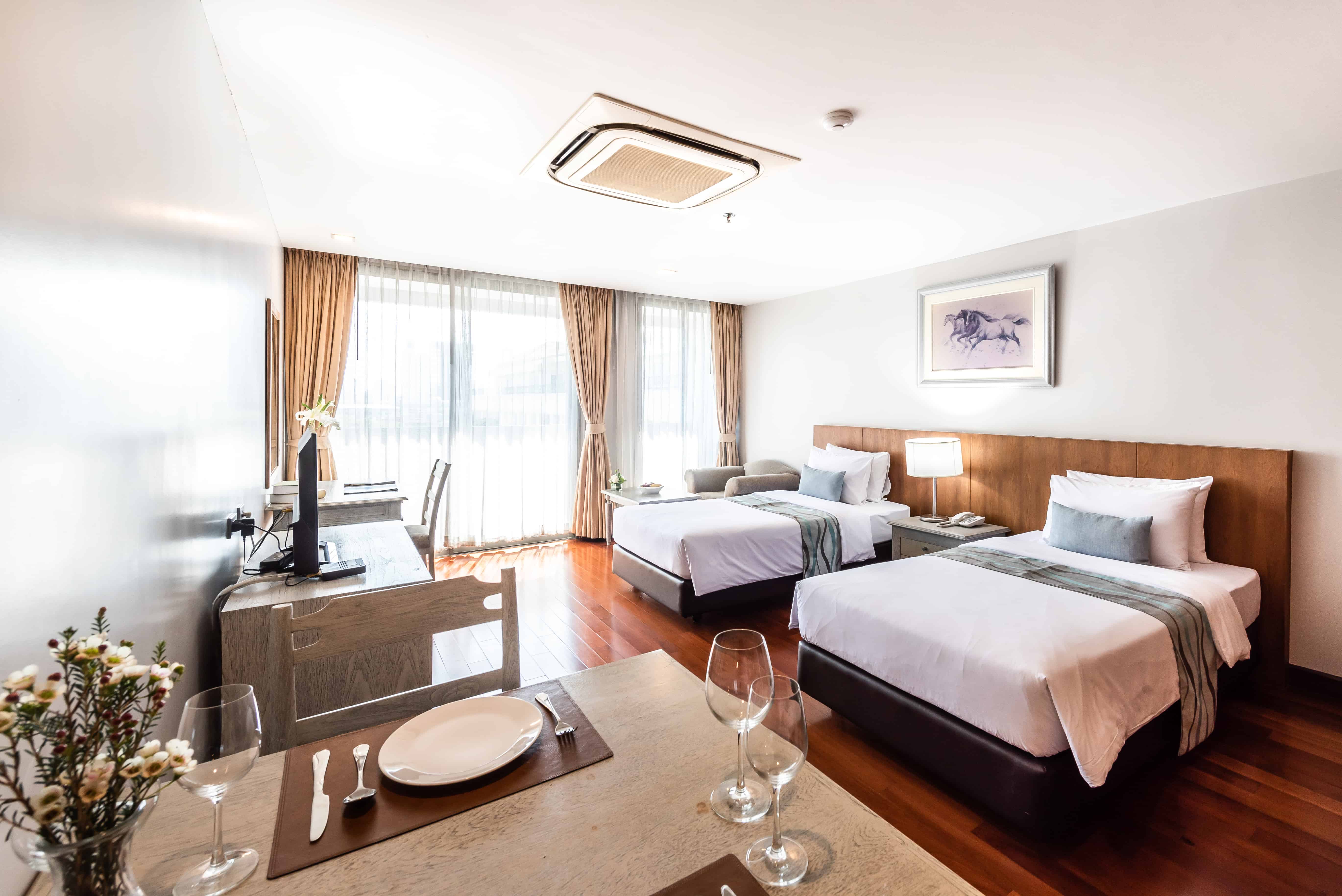 ROYS Hotel Bangkok 5