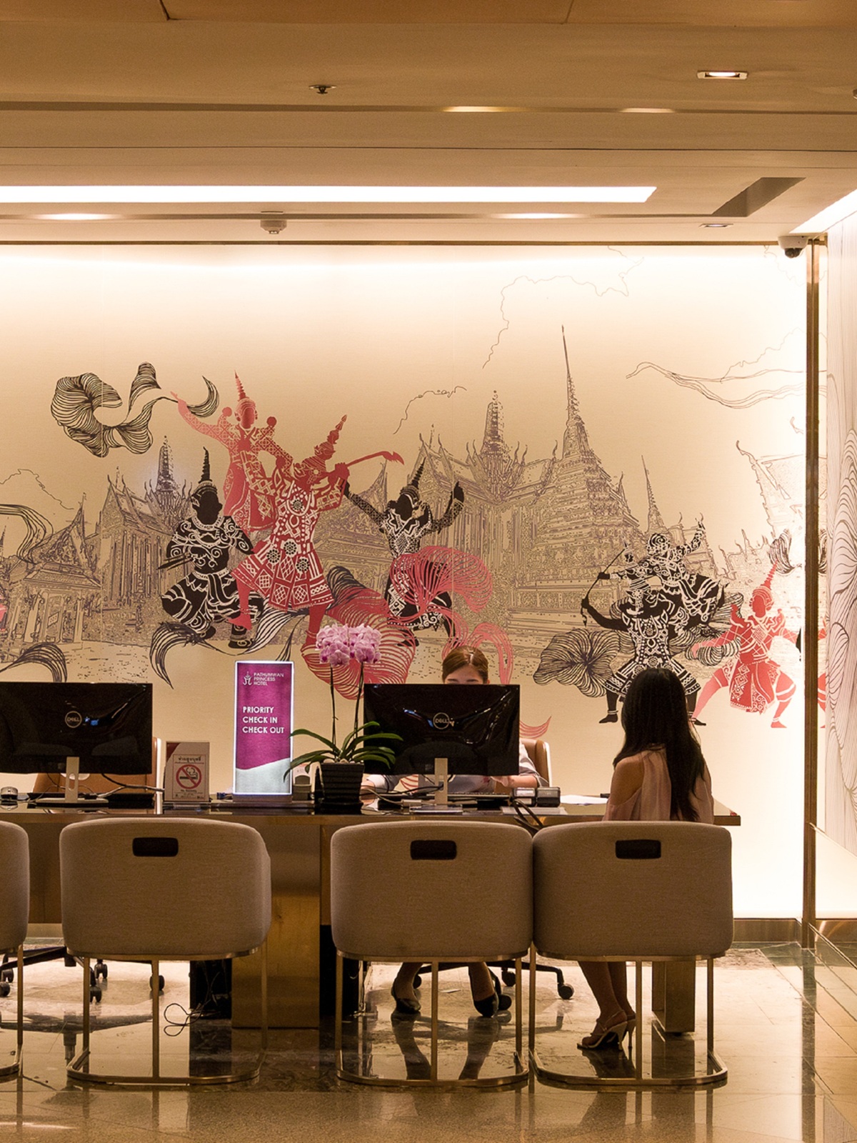 Pathumwan Princess Hotel 4