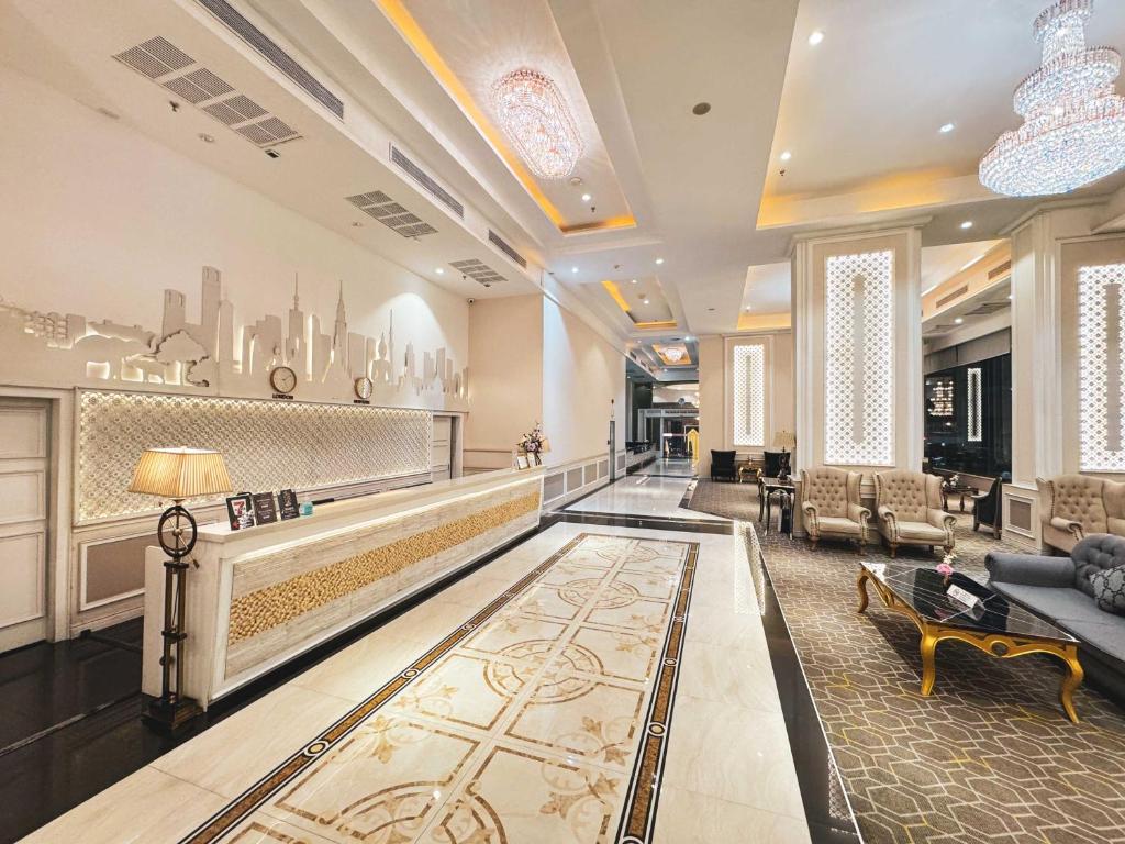 THE BAZAAR HOTEL BANGKOK 2